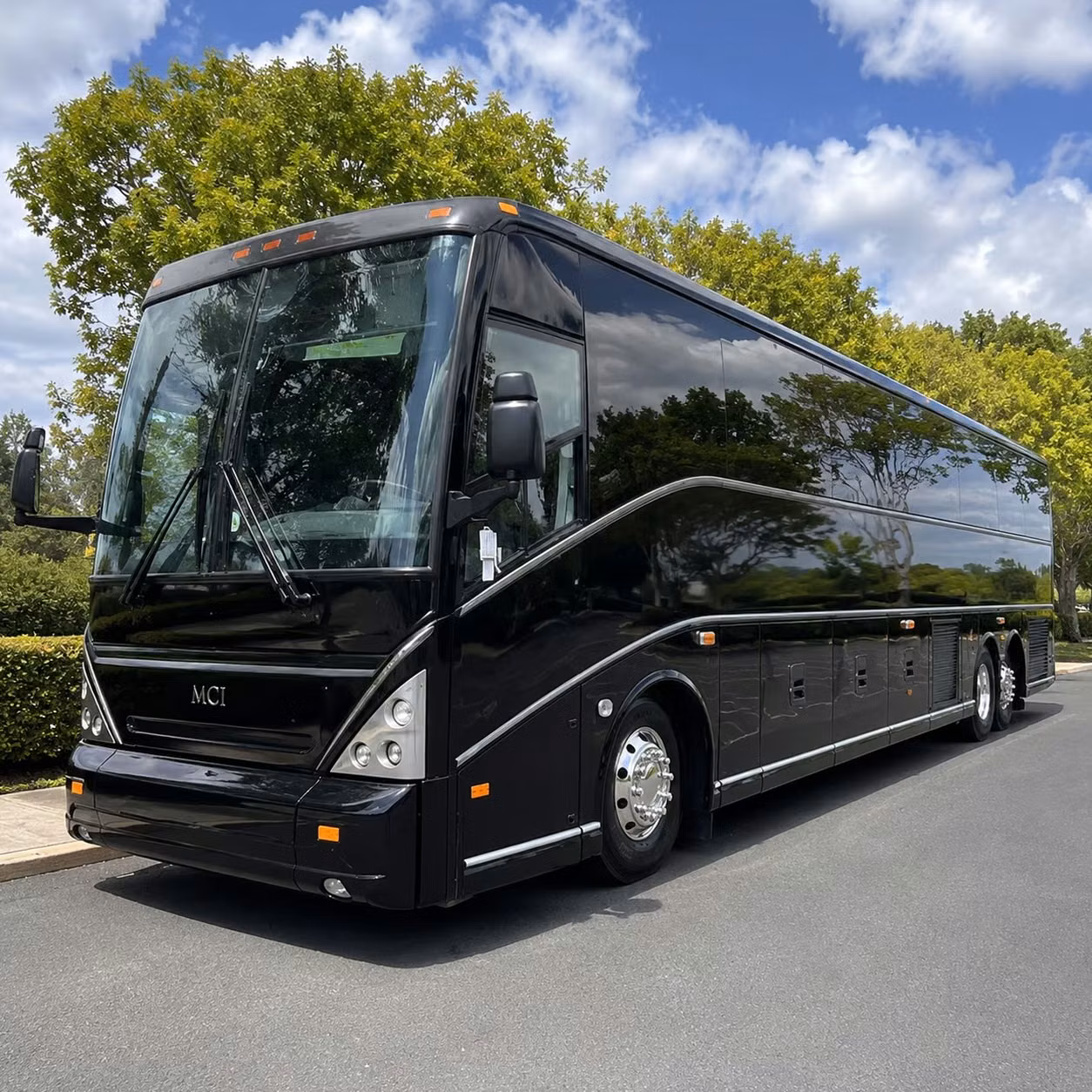 compare concert bus options for napa valley outdoor music events