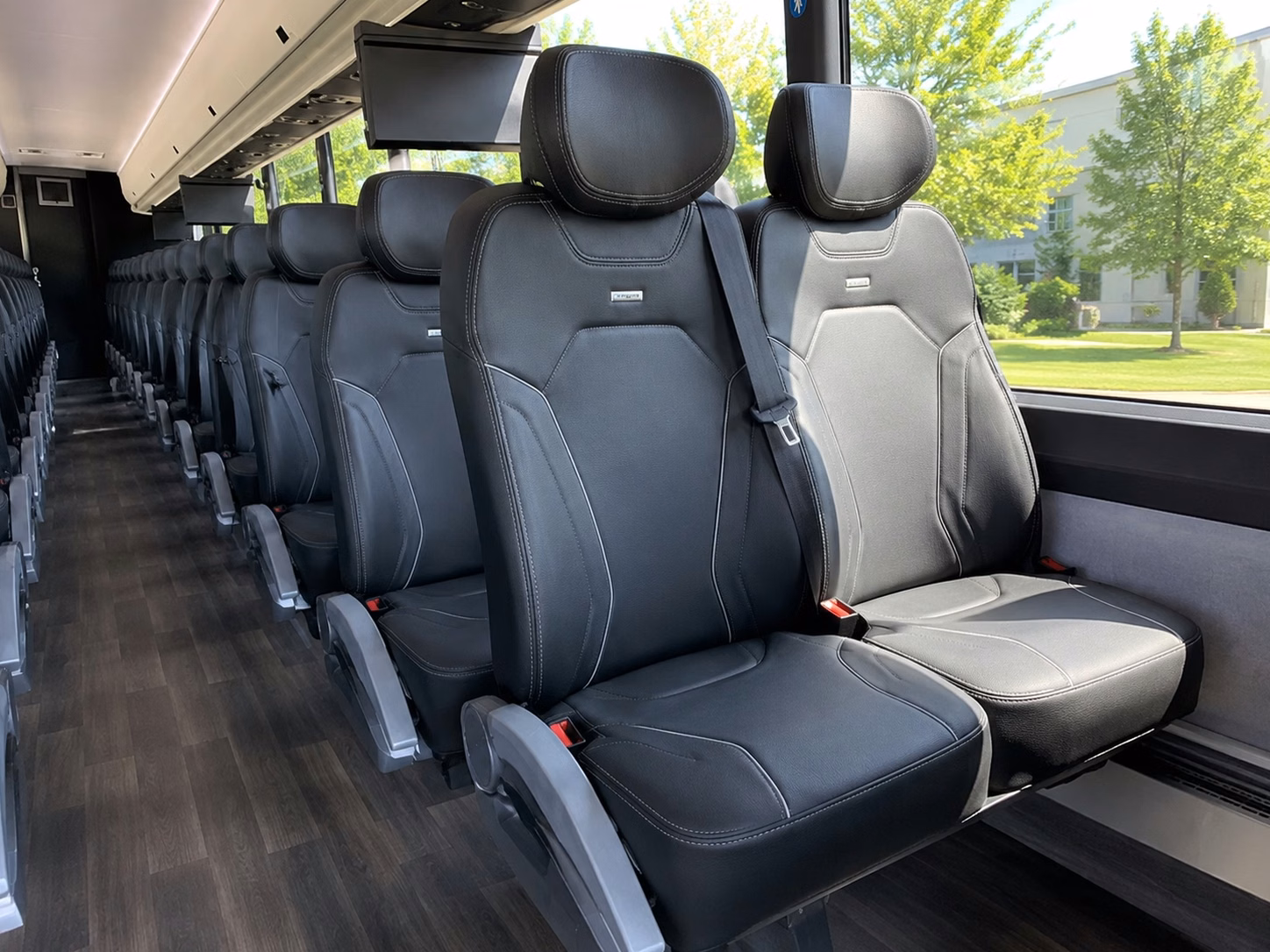 cross every transportation to do off your wedding checklist with charterbusvacaville com